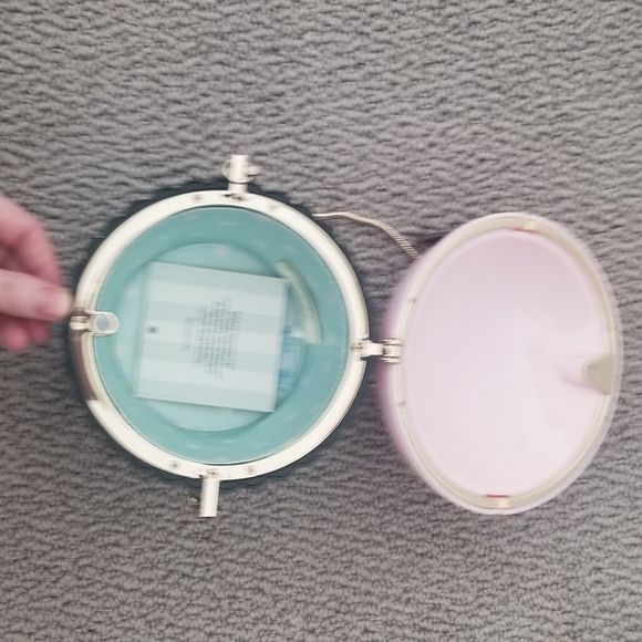 Magnolia Bakery Cupcake bag - Picture 5 of 6